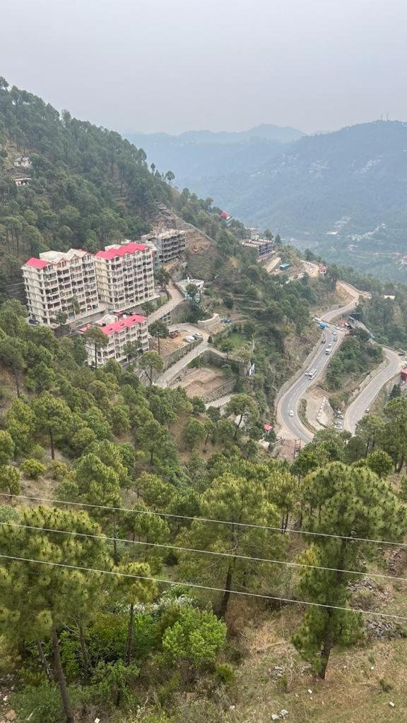 2Bhk Furnished Apartment/Near Kasauli/Barog/Luv Fun & Adventure Solan Exterior photo